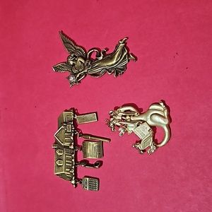 3"JJ" Jonette Jewelry Gold Pewter House with REAL ESTATE Charms, Cabochon Angel